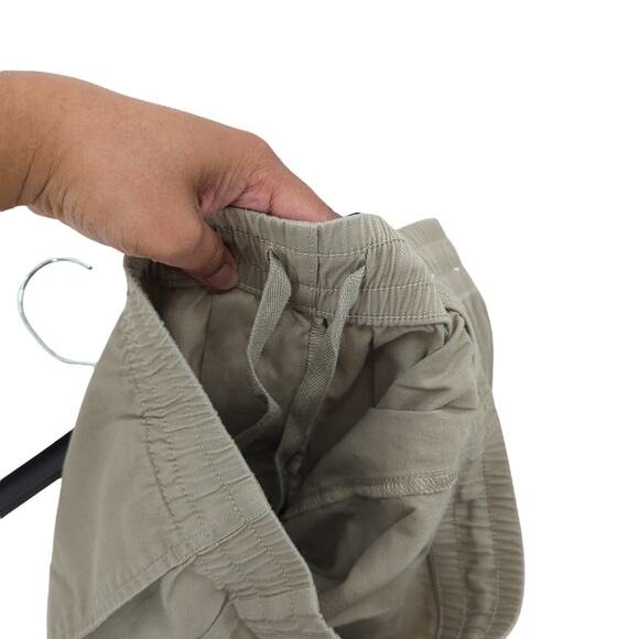 Uniqlo Men XL Dry Stretch Easy Shorts Khaki Brown 8" Inseam Twill Elastic Pocket - Picture 5 of 8